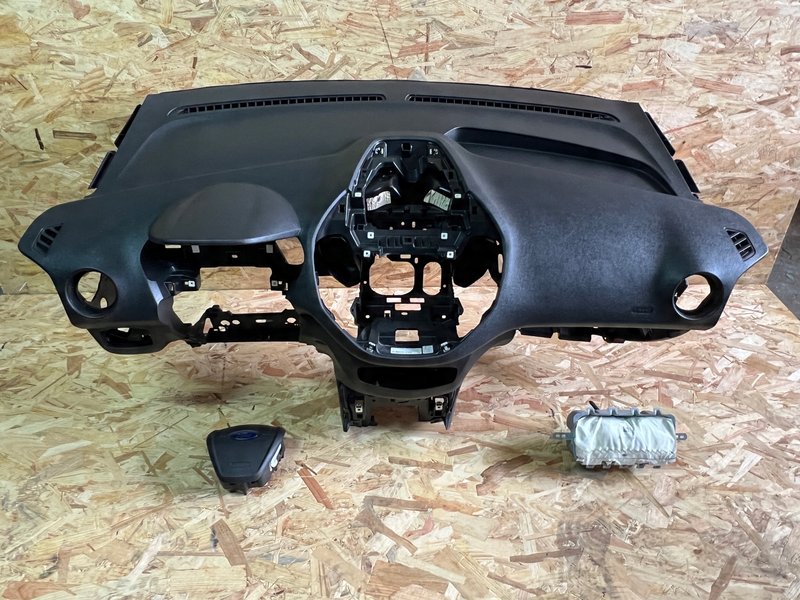 FORD TRANSIT COURIER KONSOLA DESKA ROZDZIELCZA PODUSZKI