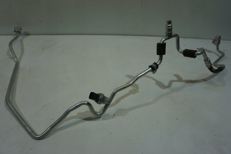 BMW OE RURKA PRZEWÓD KLIMATYZACJI 64536832951
