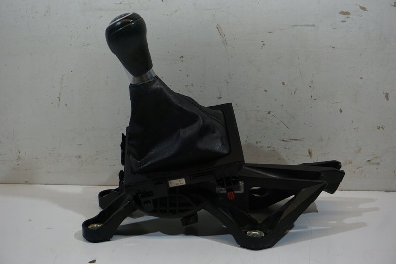 MAZDA CX-3 WYBIERAK GAŁKA ZMIANY BIEGÓW DA6A-46100