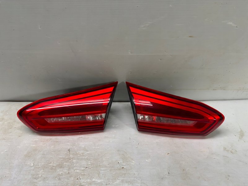 Miniatura produktu Ford focus Mk4 LAMPA TYLNA lewa prawa lewy prawy TYŁ