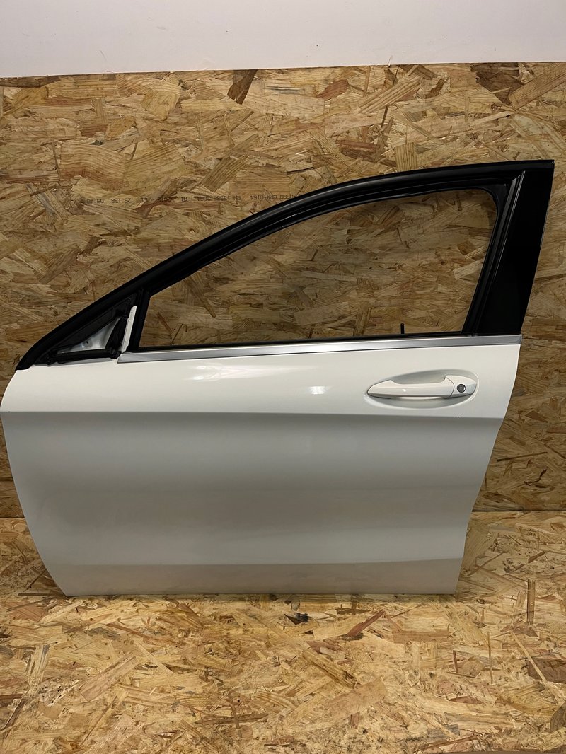 MERCEDES GLA W156 A156 drzwi przednie lewe lewy przód