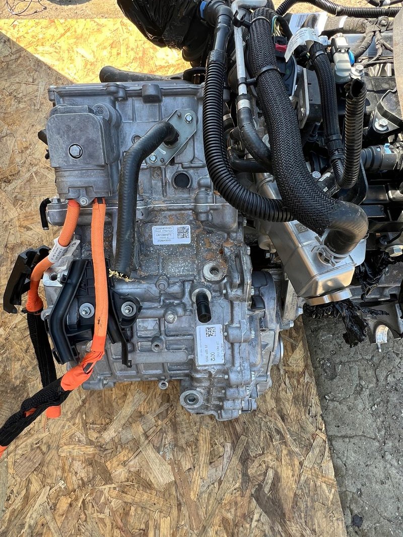 SKRZYNIA BIEGÓW AUTOMAT FORD KUGA MK3 2.5 HYBRID LX68-7000-CF