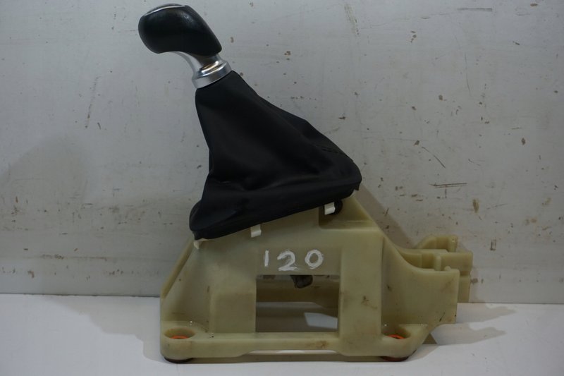 HYUNDAI I20 WYBIERAK ZMIANY BIEGÓW GAŁKA MIESZEK