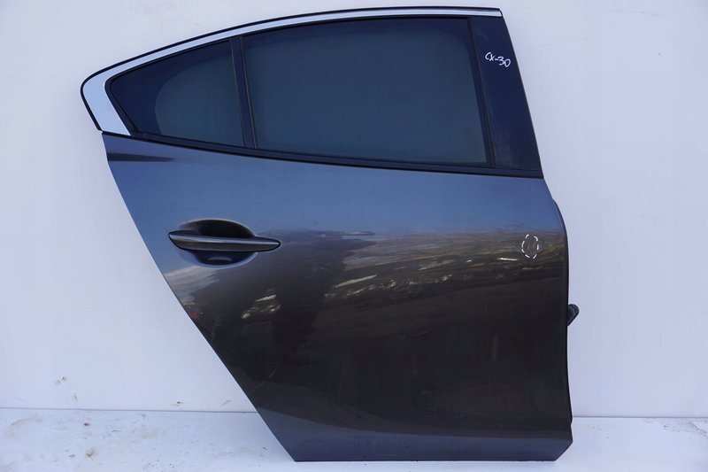MAZDA 3 IV BP DRZWI TYLNE PRAWE PRAWY TYŁ