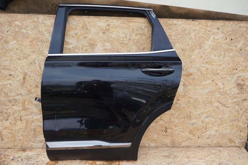 HYUNDAI SANTA FE IV DRZWI TYLNE LEWE LEWY TYŁ