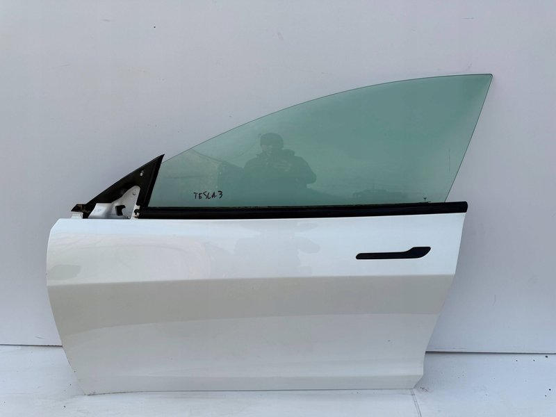 TESLA MODEL 3 DRZWI PRZEDNIE LEWE LEWY PRZÓD