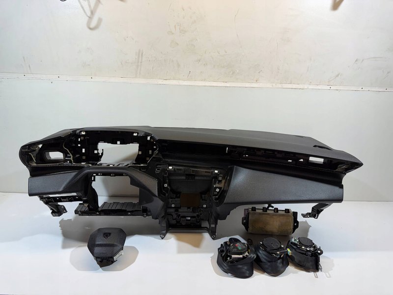 PEUGEOT 308 T10 KONSOLA DESKA PODUSZKI AIRBAG PASY