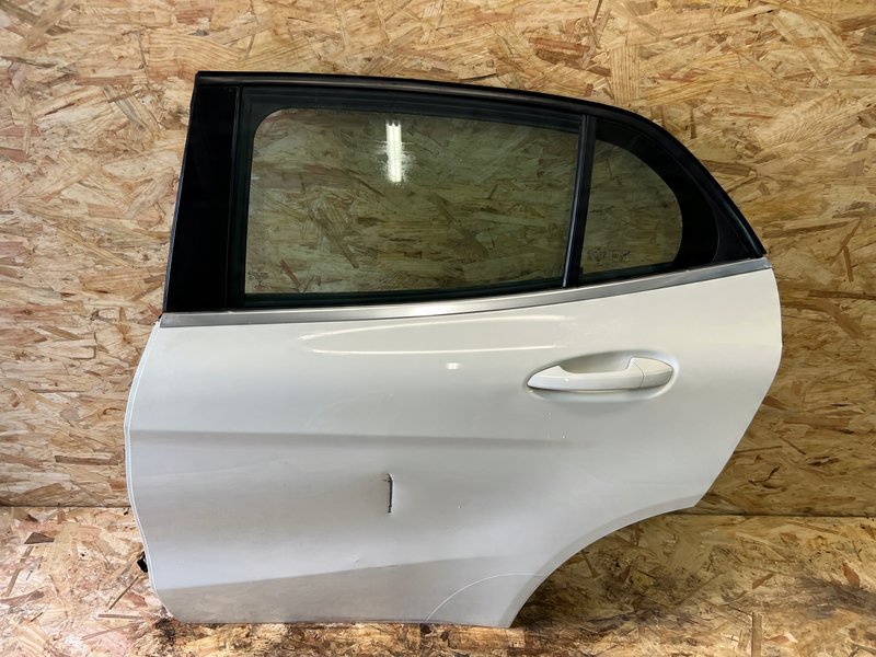 Miniatura produktu MERCEDES GLA W156 A156 drzwi tylnie lewe lewy tył