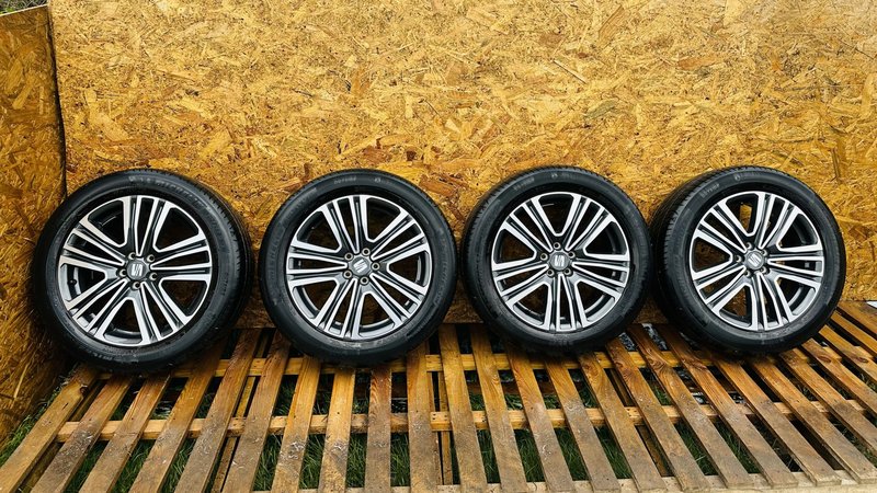 SEAT ARONA 6F9 FELGI ALUMINIOWE KOŁA OPONY 6.5Jx17 5x100 ET48 205/55 R17