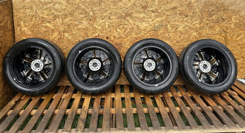 OMODA 5 FELGI ALUMINIOWE OPONY KOŁA 7Jx18 ET33 5x108 215/55 R18