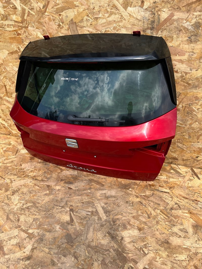 Miniatura produktu Seat Arona 6f0 KOMPLETNA KLAPA POKRYWA BAGAŻNIKA