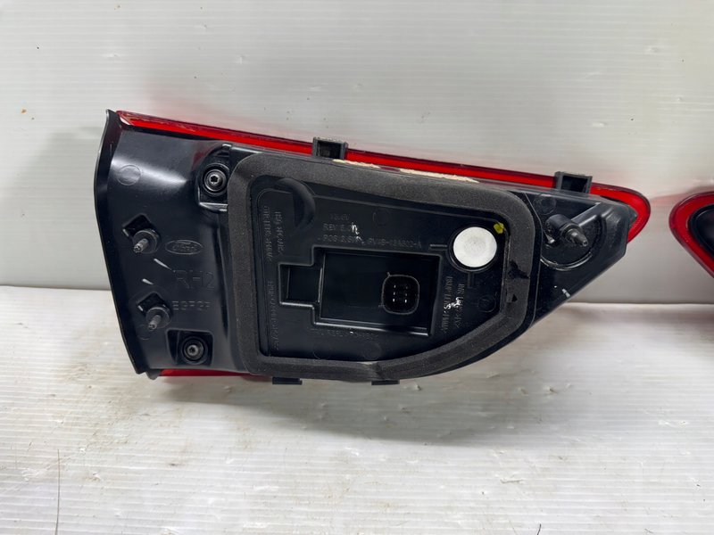 Miniatura produktu Ford KUGA MK3 LIFT FORD ESCAPE LAMPA TYLNA lewa prawa lewy prawy TYŁ