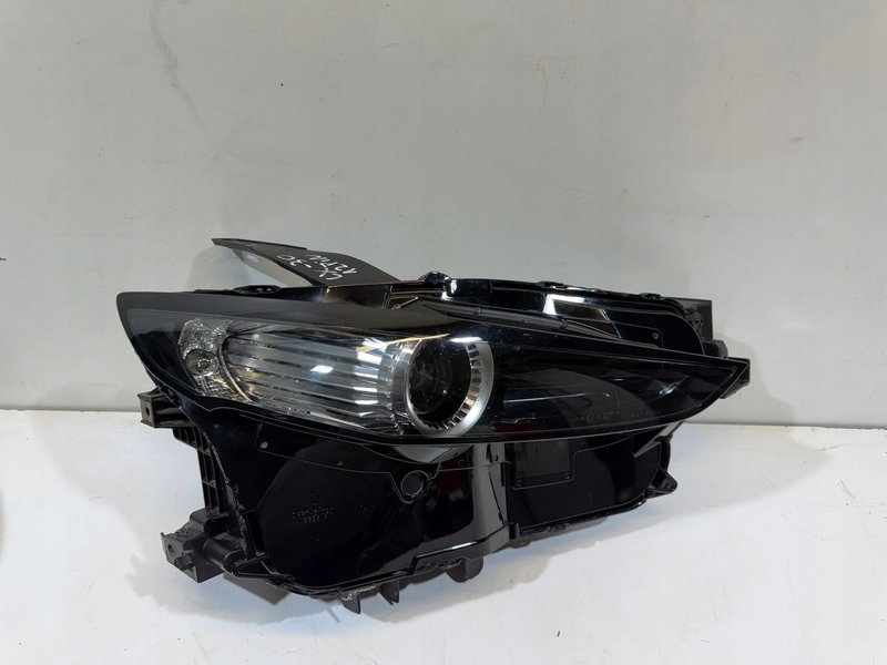 LAMPA PRAWA REFLEKTOR MAZDA CX30 CX-30 DFR7-51030 FULL LED 12 PIN