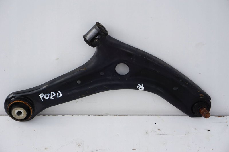 FORD COURIER WAHACZ PRZEDNI PRAWY