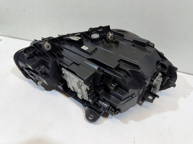 Miniatura 11