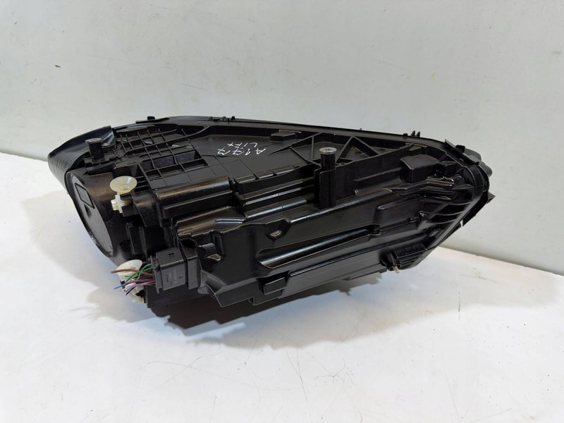 Miniatura 12