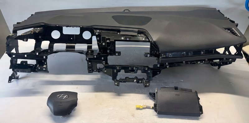 HYUNDAI IONIQ LIFT KONSOLA DESKA ROZDZIELCZA PODUSZKI