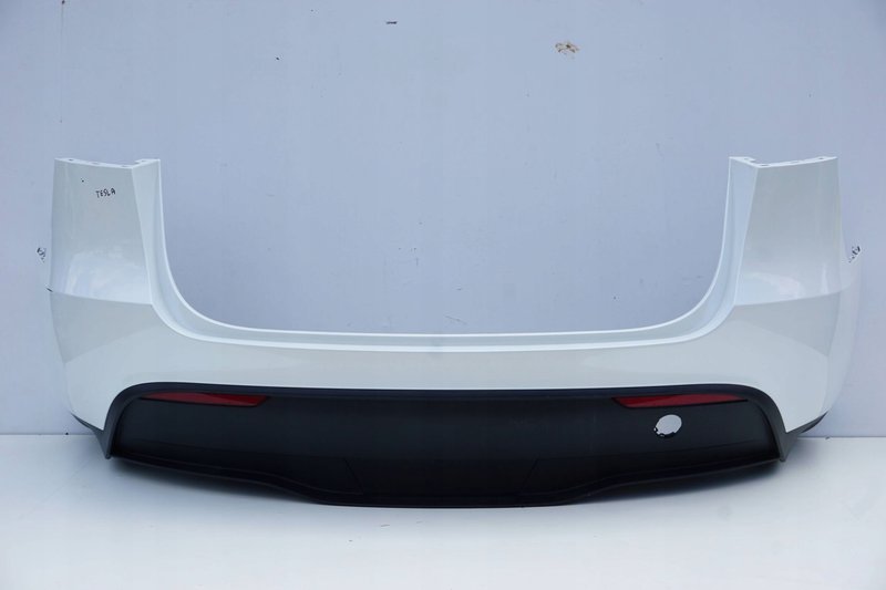 TESLA MODEL Y ZDERZAK TYŁ TYLNY