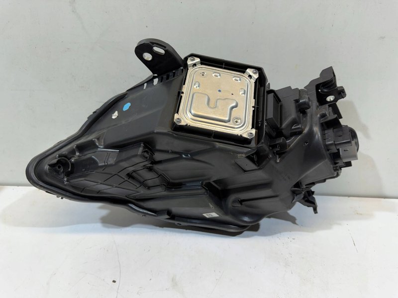 Miniatura 10