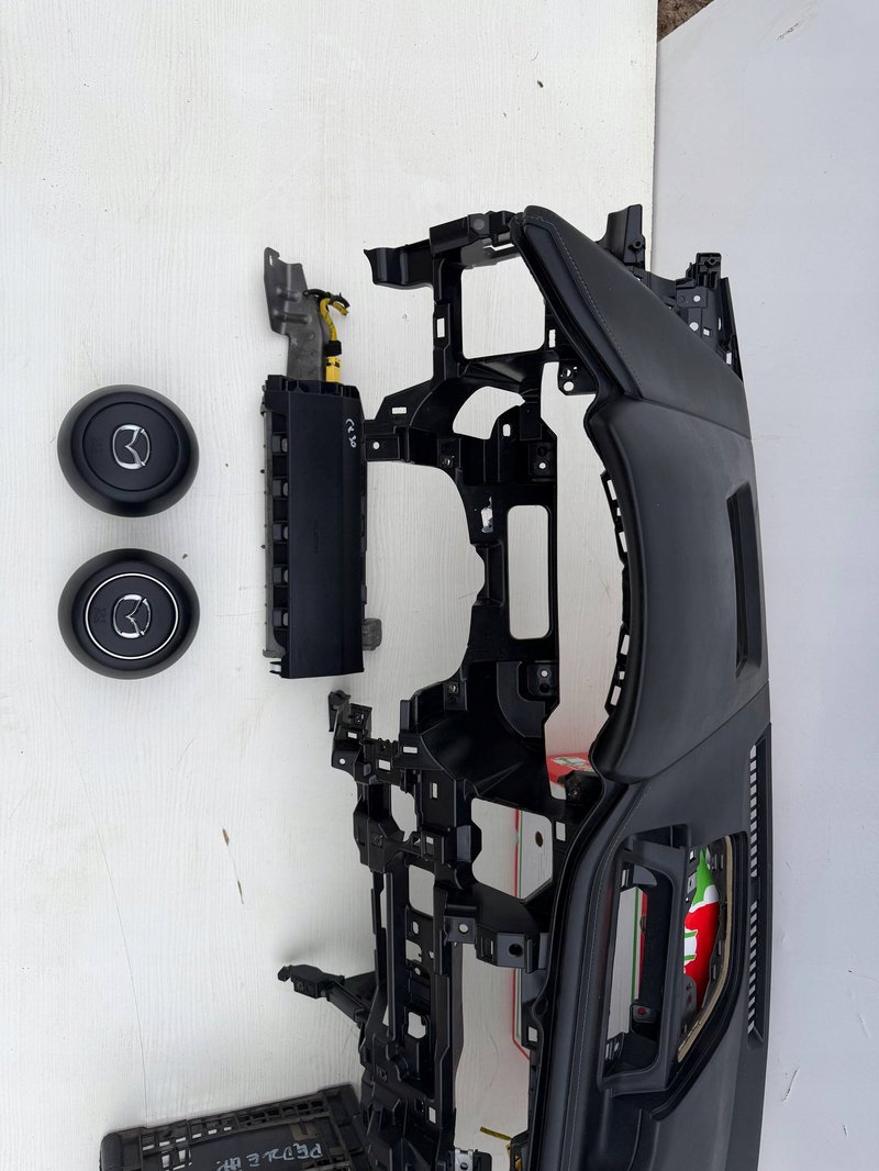 Miniatura 14