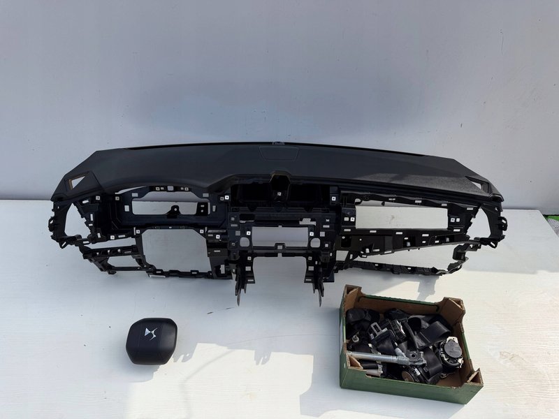 CITROEN DS7 KONSOLA DESKA PASY AIRBAG PODUSZKI