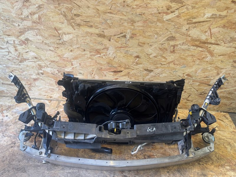 MERCEDES GLA W156 X156 PAS PRZEDNI CHŁODNICE BELKA