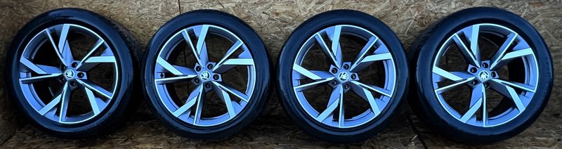 FELGI KOŁA Z OPONAMI LATO SKODA ENYAQ IV,4 SKODA ENYAQ 235/50/20 5LA601025