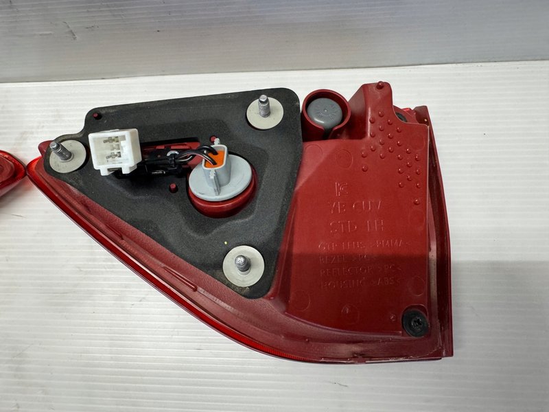 Miniatura produktu KIA STONIC LIFT LAMPA TYLNA LEWA PRAWA