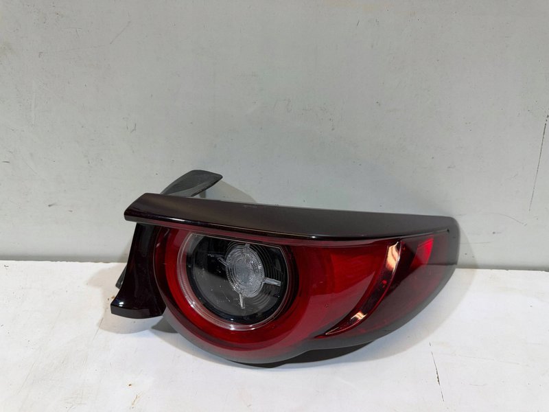 MAZDA 3 BP IV HB LAMPA TYLNA PRAWA PRAWY TYŁ