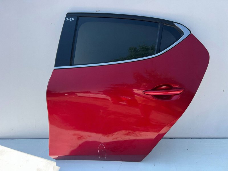 MAZDA 3 BP IV 46V HB DRZWI TYLNE LEWE LEWY TYŁ