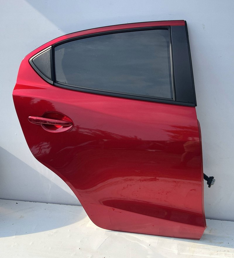 MAZDA 2 III DJ DRZWI TYLNE PRAWE PRAWY TYŁ