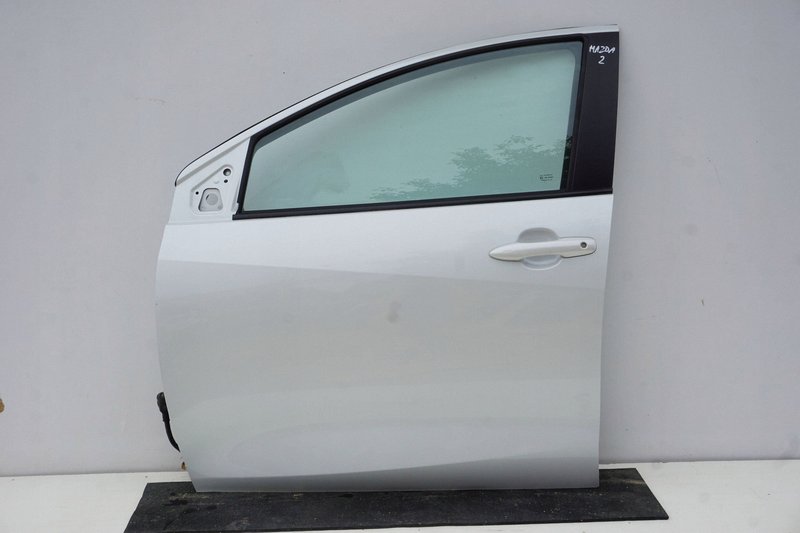 MAZDA 2 IV TOYOTA YARIS IV DRZWI PRZEDNIE LEWE LEWY PRZÓD