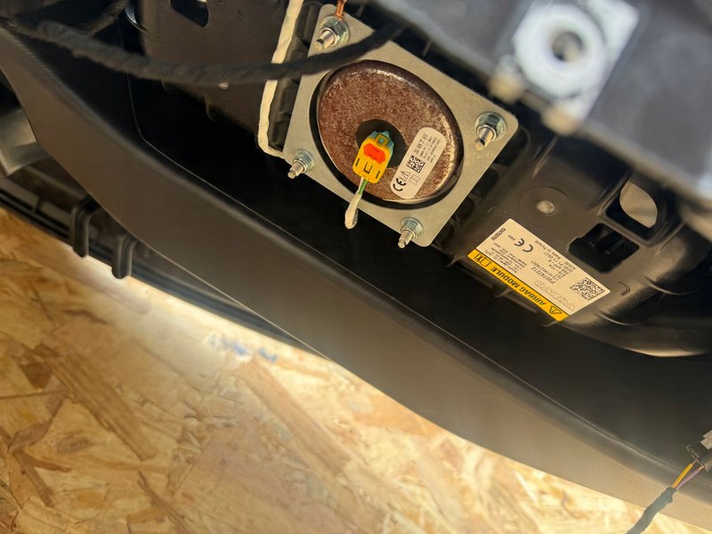 Miniatura produktu VOLVO XC40 XC 40 KONSOLA DESKA ROZDZIELCZA AIRBAG PASY PODUSZKI