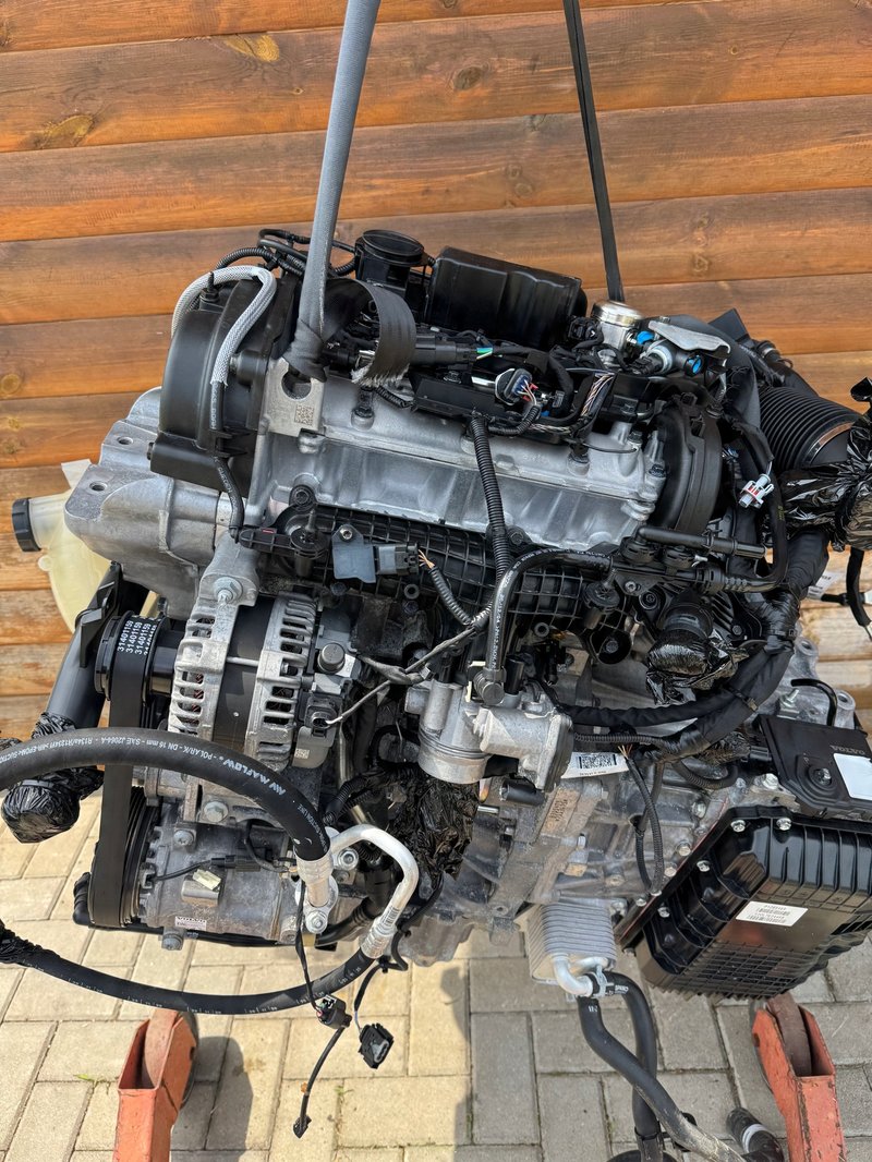 Miniatura produktu VOLVO XC40 B3154T9 SILNIK KOMPLETNY 16537km