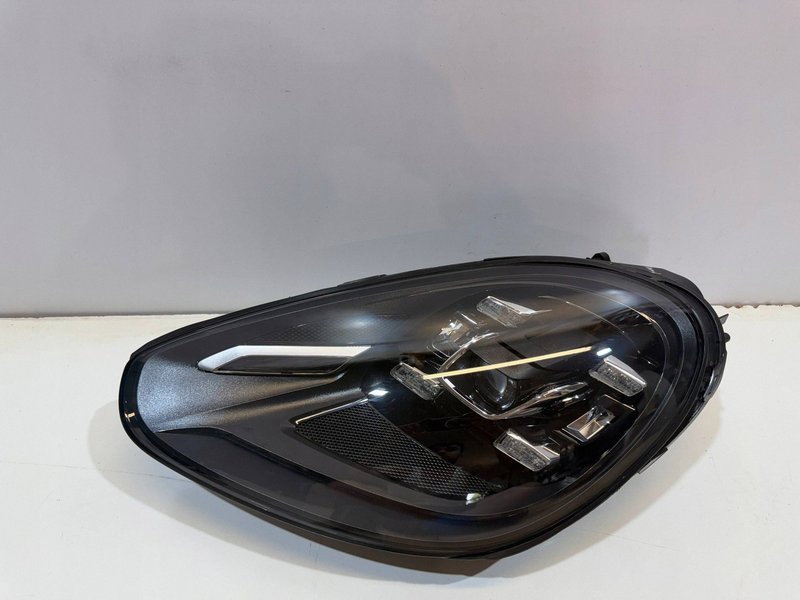 PORSCHE CAYENNE 7P5 LIFT FULL LED MATRIX LAMPA PRZEDNIA LEWA LEWY PRZÓD