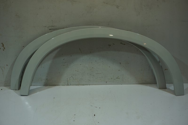 VOLVO XC90 II LISTWA NA BŁOTNIK LEWY PRAWY TYŁ 31378160 31378161