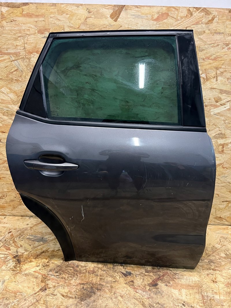 CITROEN C3 AIRCROSS DRZWI TYLNE prawe prawy TYŁ