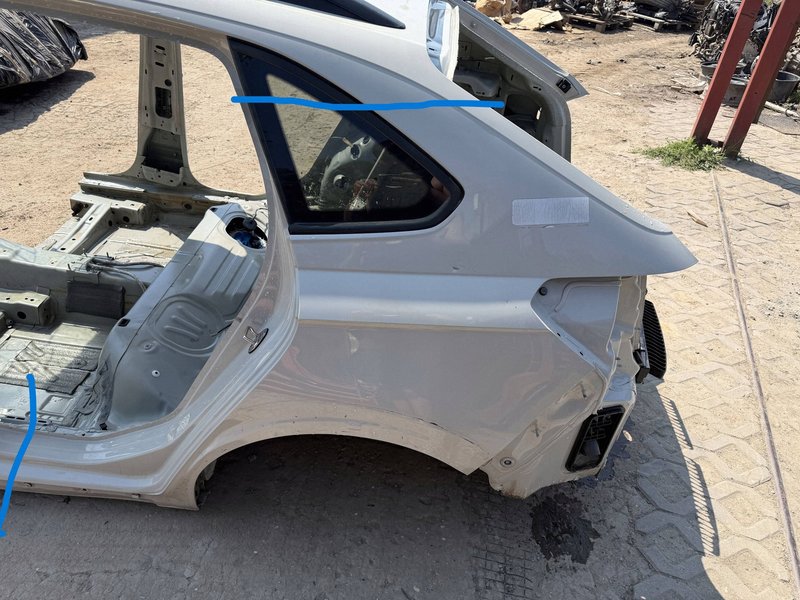 VW TAIGO ĆWIARTKA TYLNA LEWA LEWY TYŁ