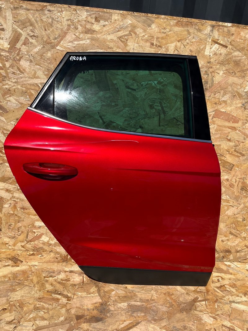 SEAT ARONA DRZWI TYLNE PRAWE PRAWY TYŁ