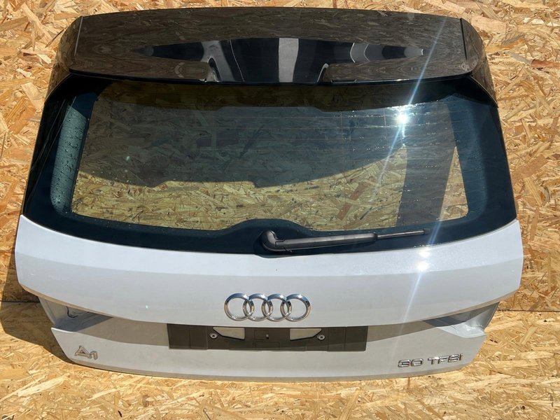 Miniatura produktu Audi A1 82A KOMPLETNA KLAPA POKRYWA BAGAŻNIKA
