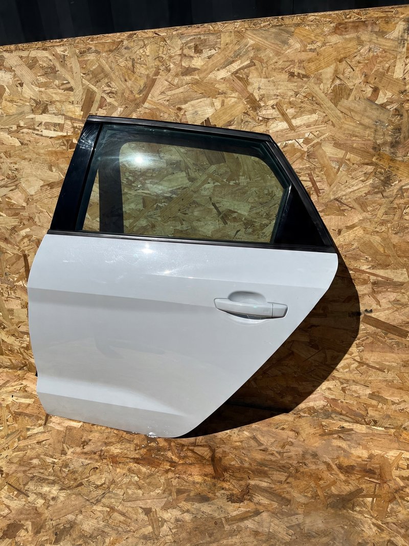 Miniatura produktu Audi A1 II 82A drzwi tylne lewe lewy tył
