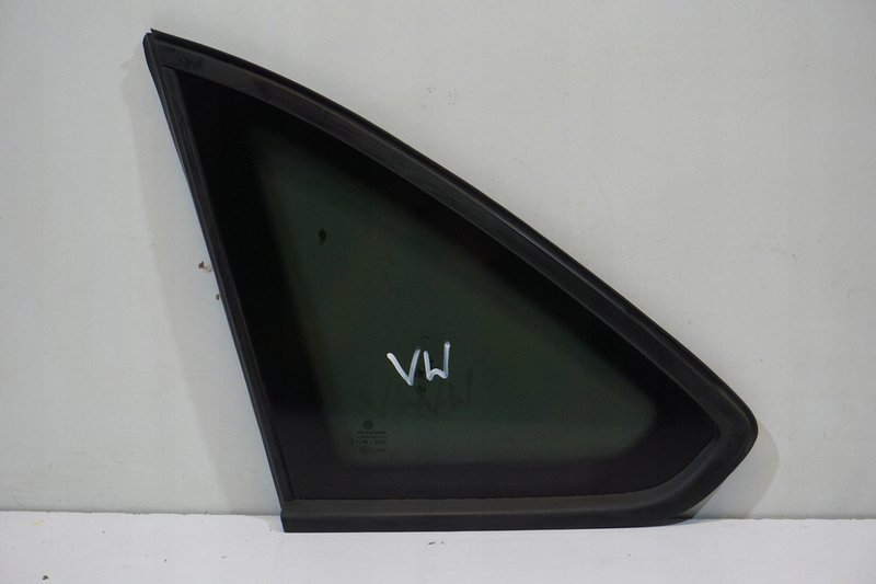 VOLKSWAGEN TAIGO SZYBA KAROSERYJNA TYLNA 2G7845297A