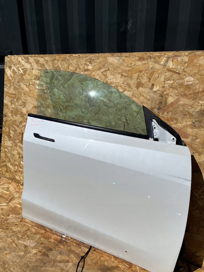 Miniatura produktu TESLA MODEL Y drzwi przednie prawe prawy przód