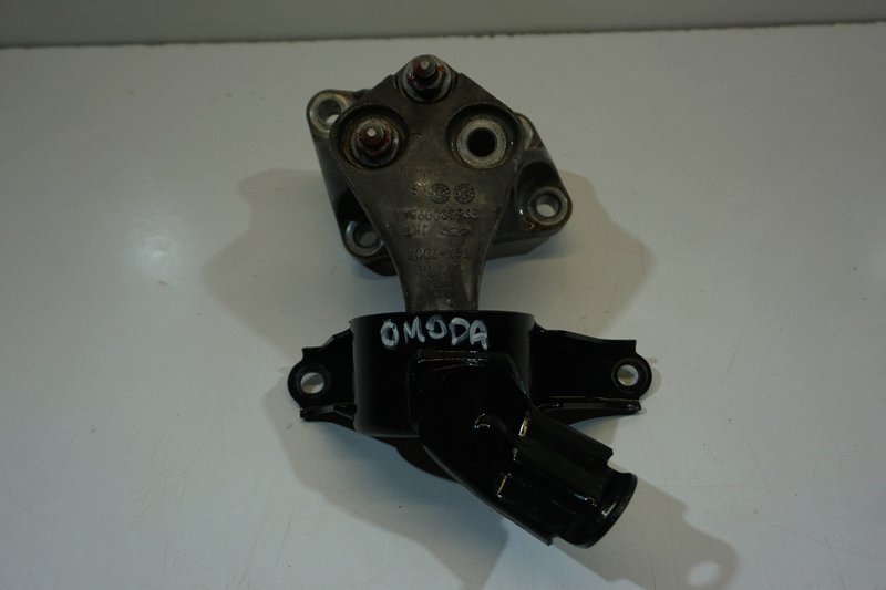 CHERY OMODA 5 ŁAPA MOCOWANIE SILNIKA 206000096AA