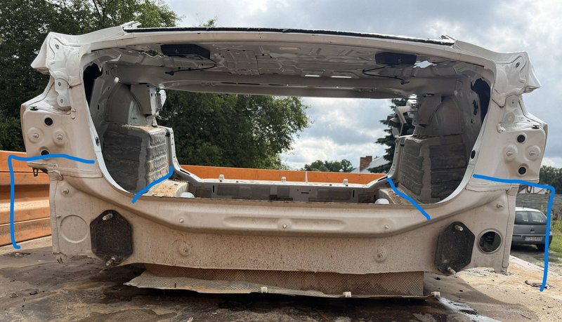 BMW SERIA 2 F44 GRAN COUPE WANNA PAS TYLNY TYŁ ĆWIARTKA TYLNA