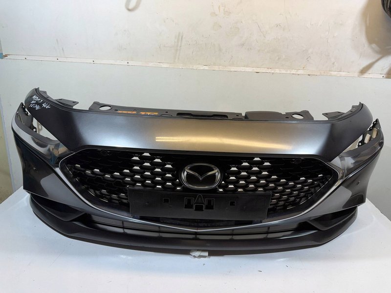 MAZDA 3 BP IV SEDAN 46G ZDERZAK PRZÓD PRZEDNI KOMPLETNY PDC