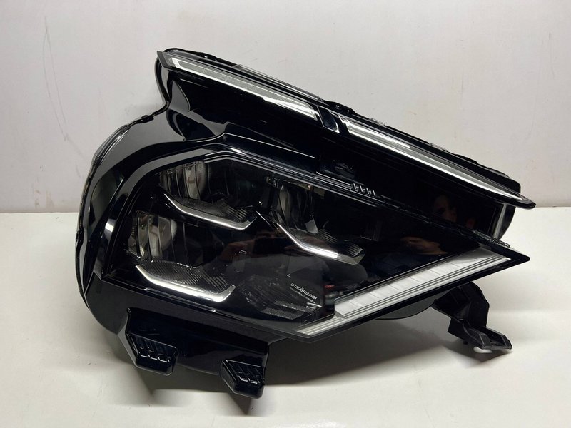 Citroen C4 III e-C4 2020 FULL LED 9830649280 lampa reflektor PRZEDNIA PRAWA