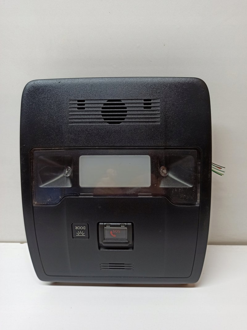 TOYOTA RAV 4 IV ŚWIATŁO KABINY 867E1-33011