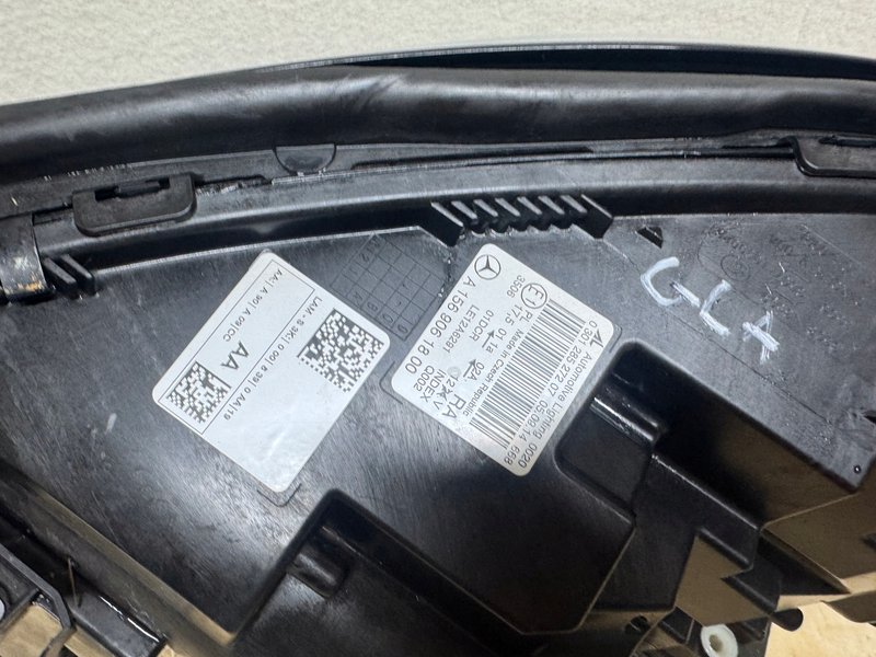 Miniatura produktu MERCEDES GLA W156 A1569061800 LAMPA PRAWA PRZÓD KOMPLETNA BI-XENON
