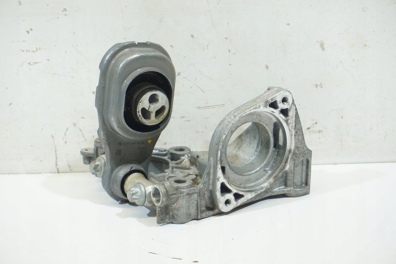 MERCEDES A-KLASA W177 PODPORA ŁAPA PÓŁOSI A2822232600 A2472400600